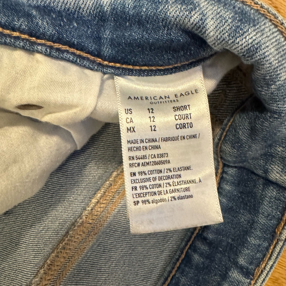 American Eagle Outfitters Distressed Ankle Jeans - Blue - Picture 4 of 5